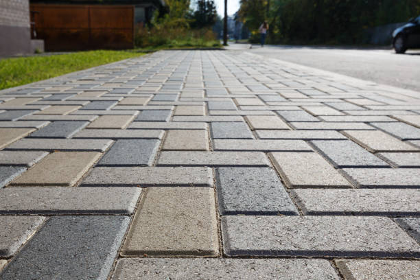Best Local Driveway Pavers  in Memphis, MO